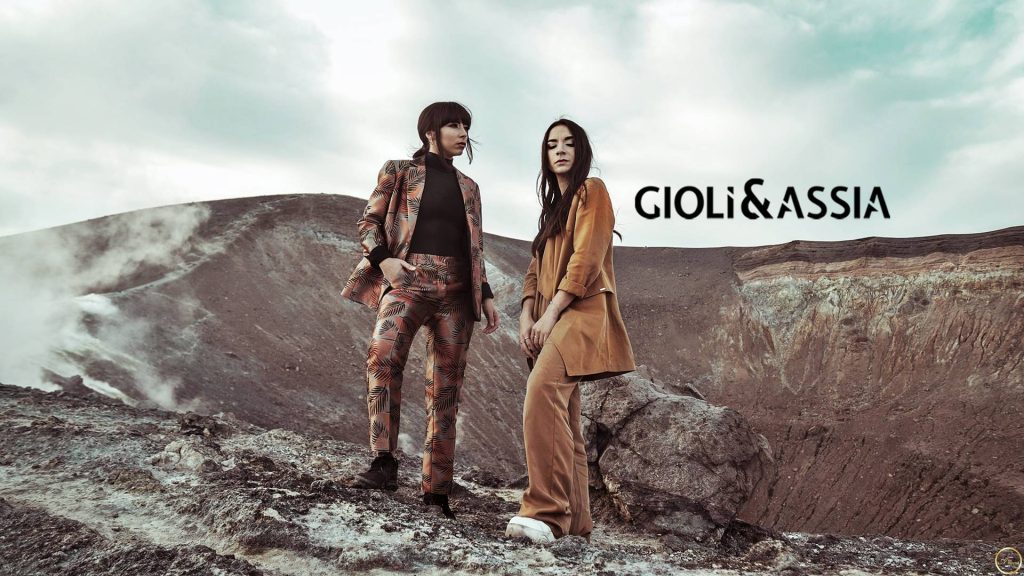 Giolì & Assia – #DiesisLive @Vulcano, Aeolian Islands [Handpan Set]